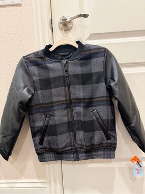 NWT Cat&Jack Boys Bomber Jacket - 6/7